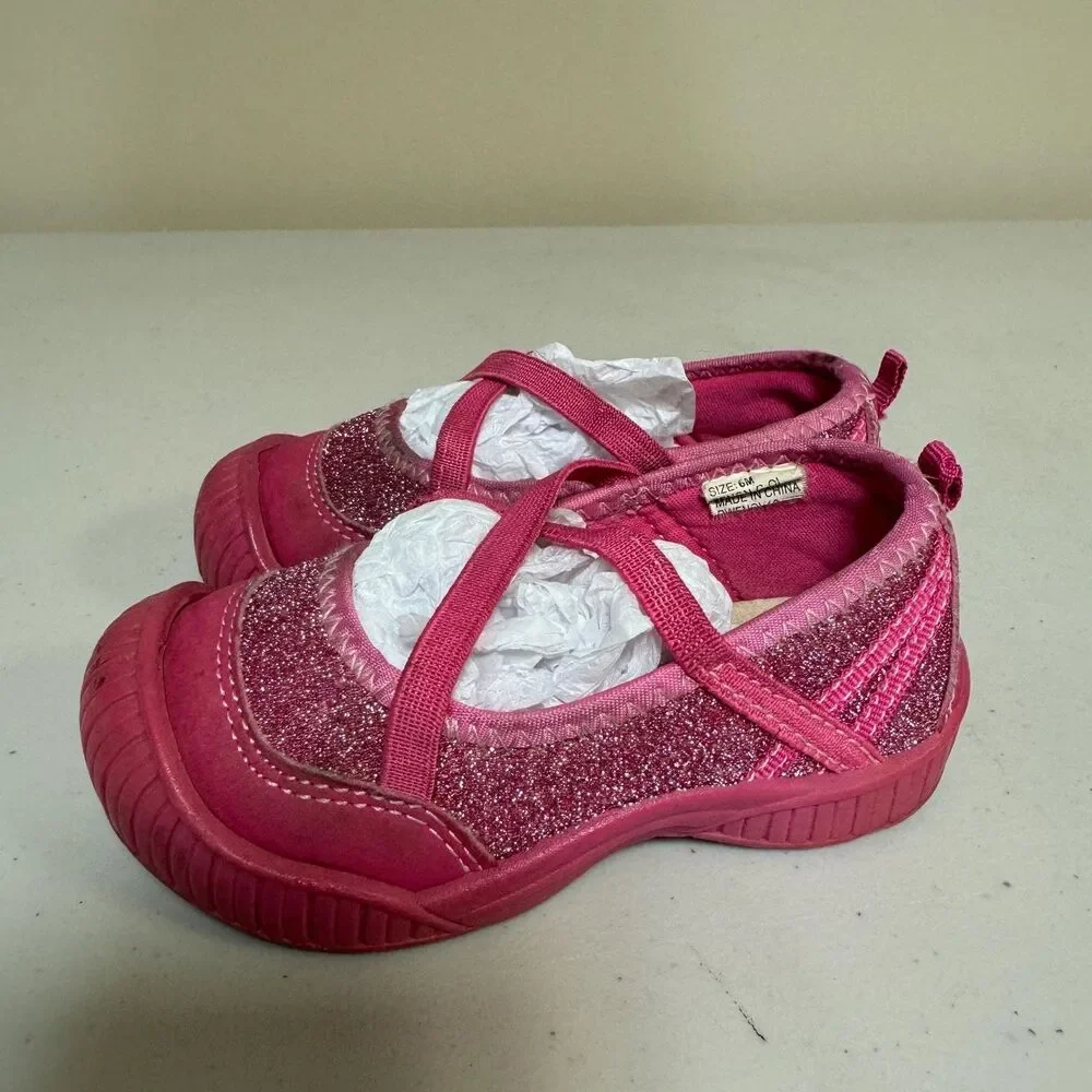 OshKosh Slip On Sneakers Girl's 6 Pink Sparkle Play Shoes Easy No Tie Spring